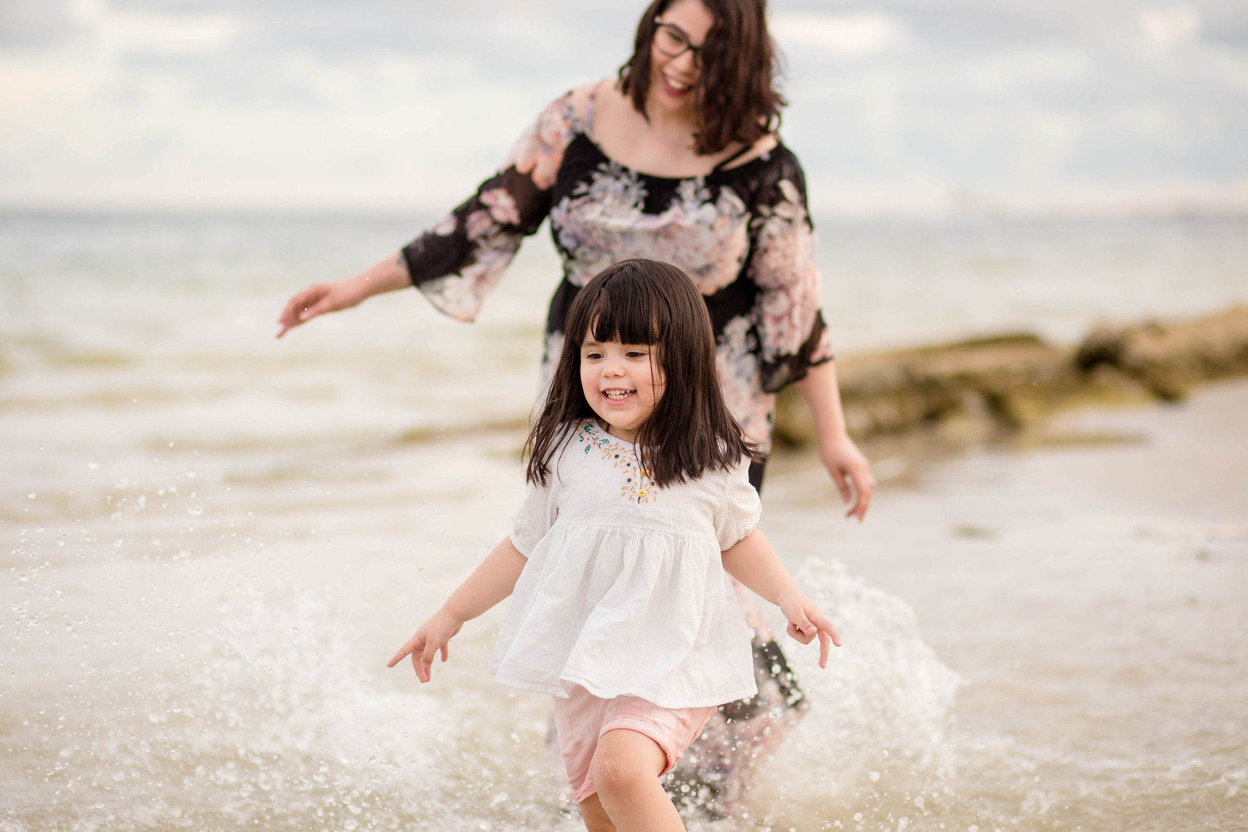 mother and daughter photo shoot, tampa bay