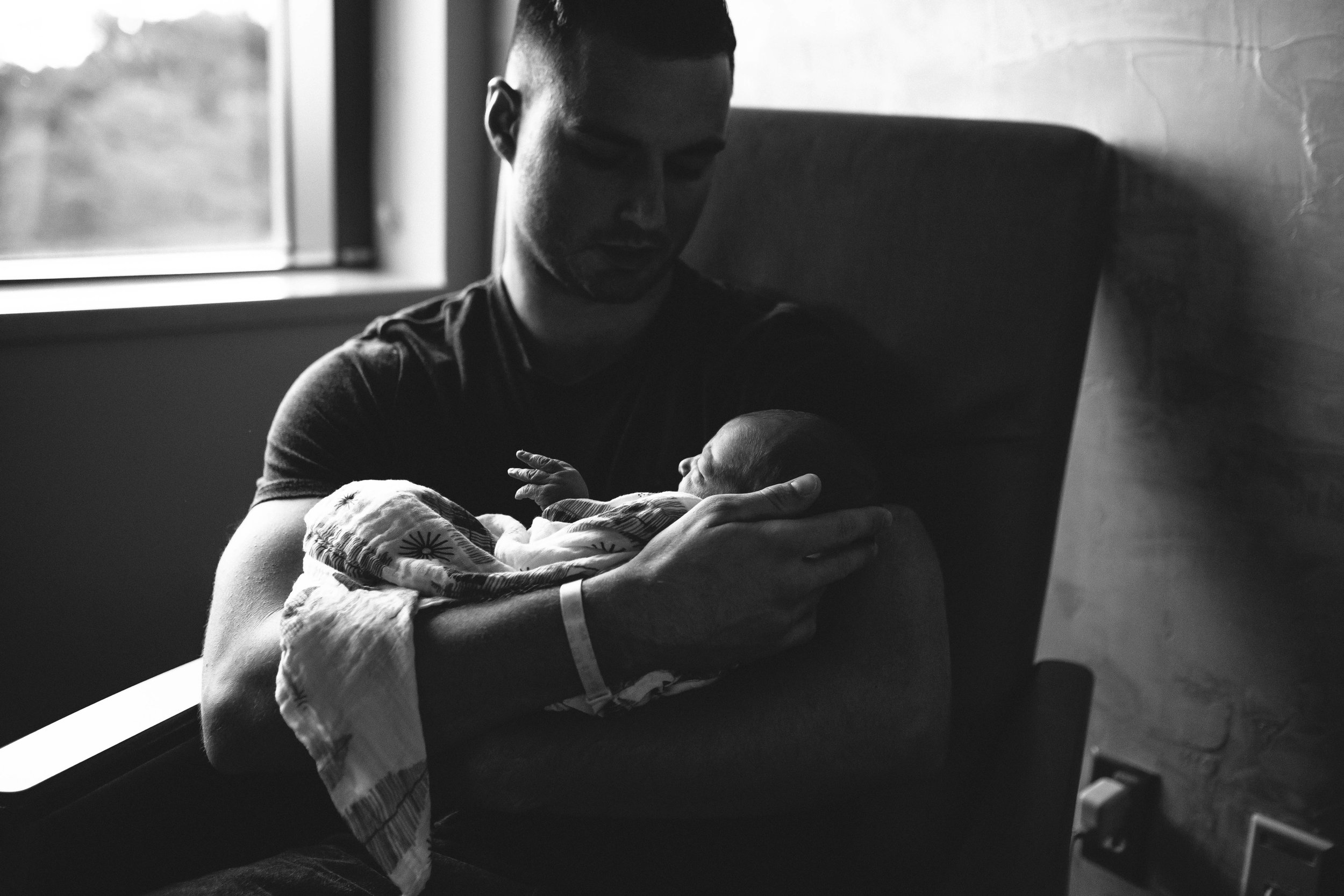 father and son newborn photo, tampa fl photographer