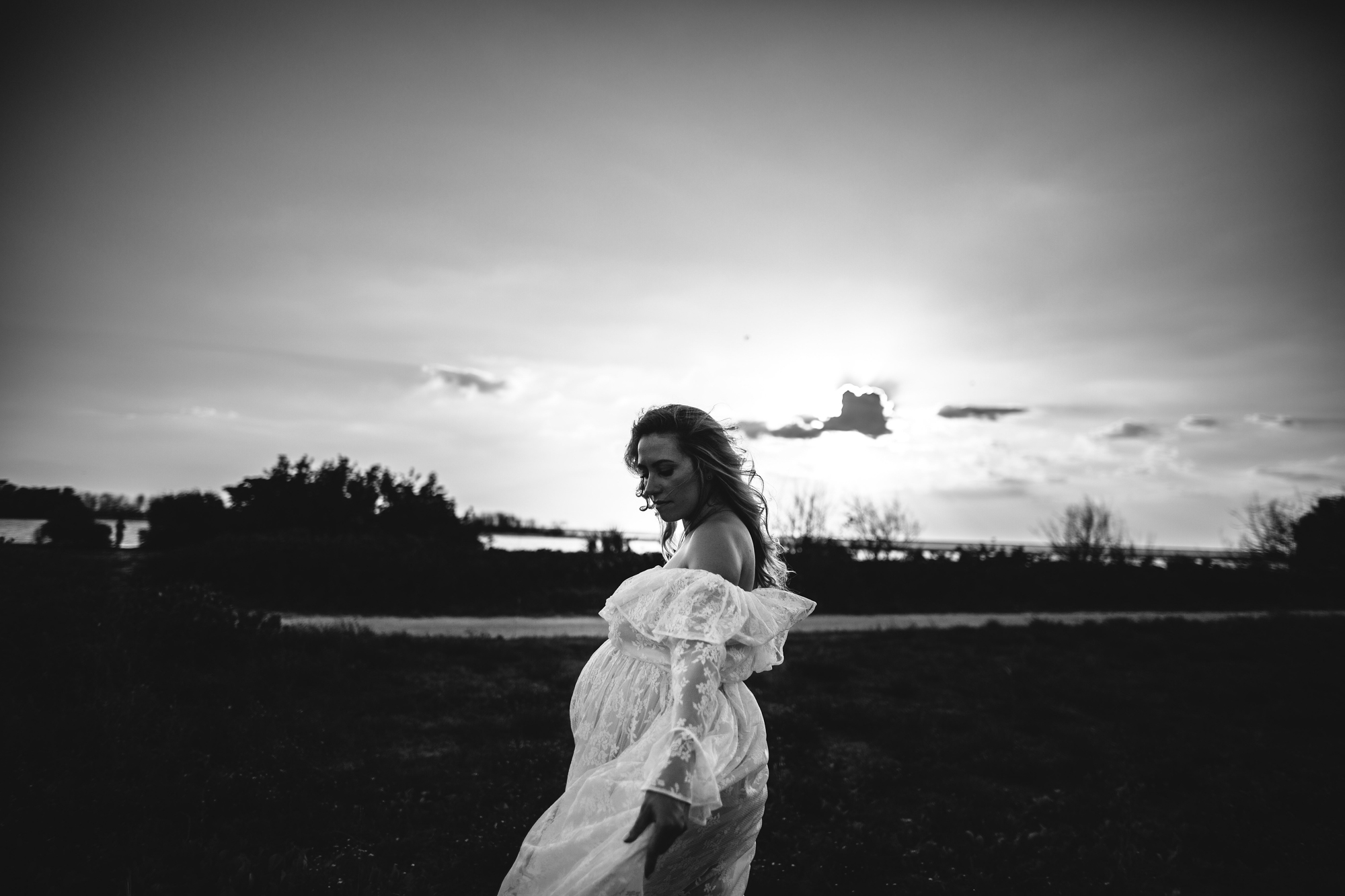 black and white maternity photographer, moody photographer of pinellas county fl 