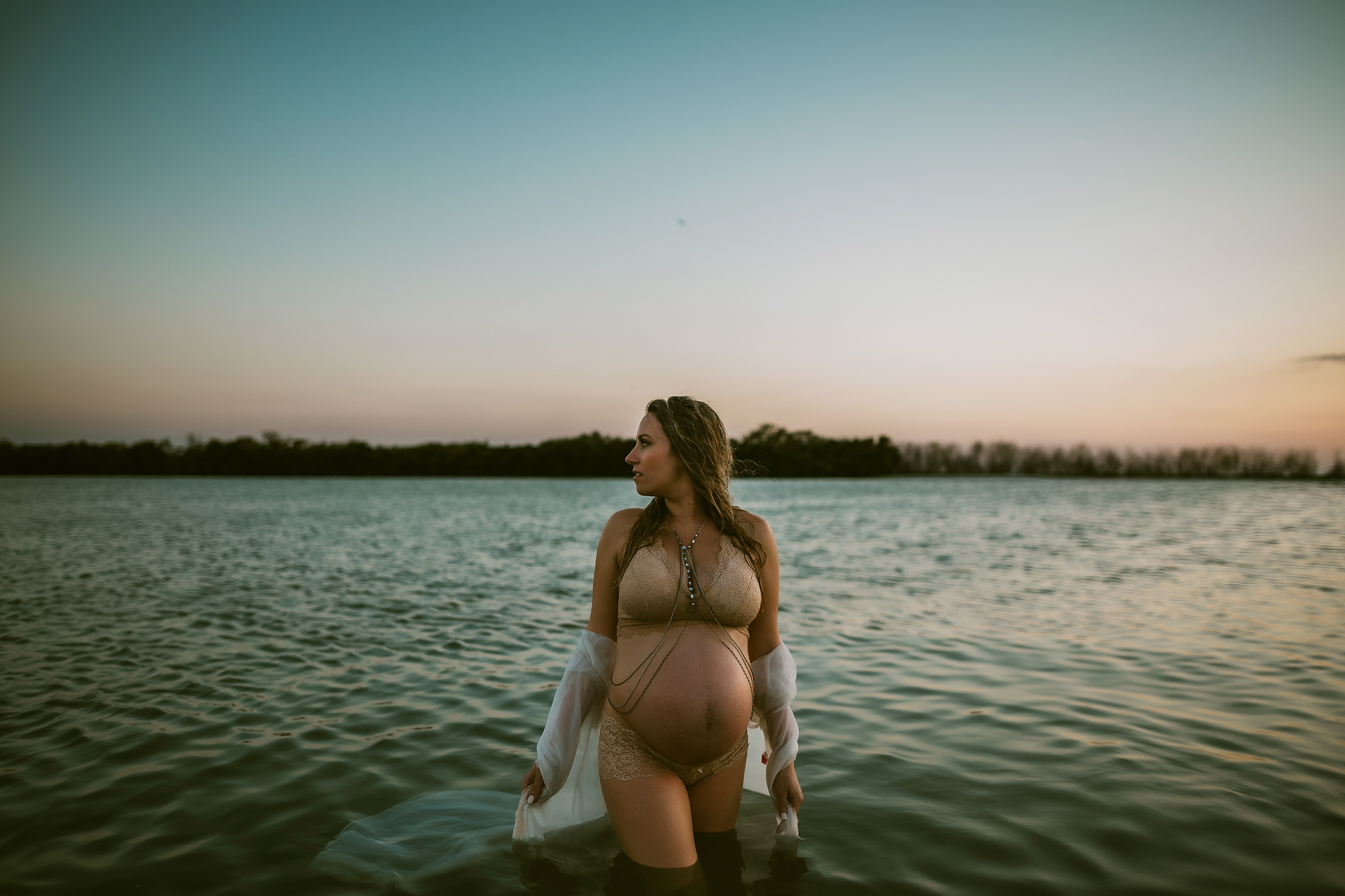 pregnancy beach photoshoot, clearwater beach maternity photographer 