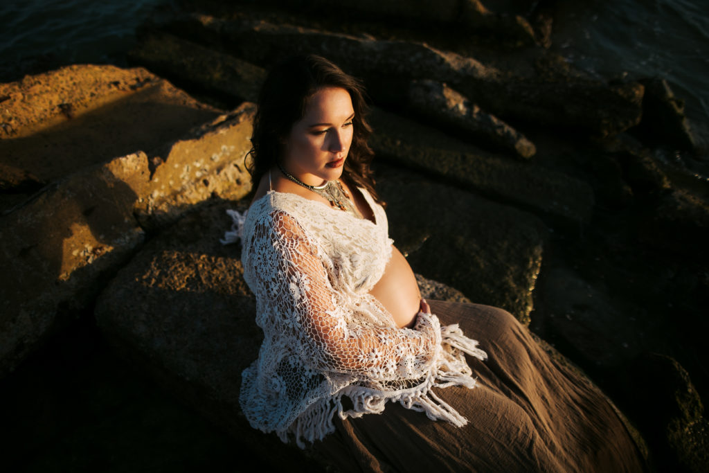 moody pregnancy portraits at the beach