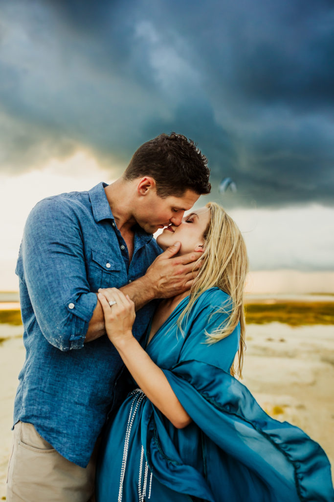 stunning beach couples pregnancy photo session 