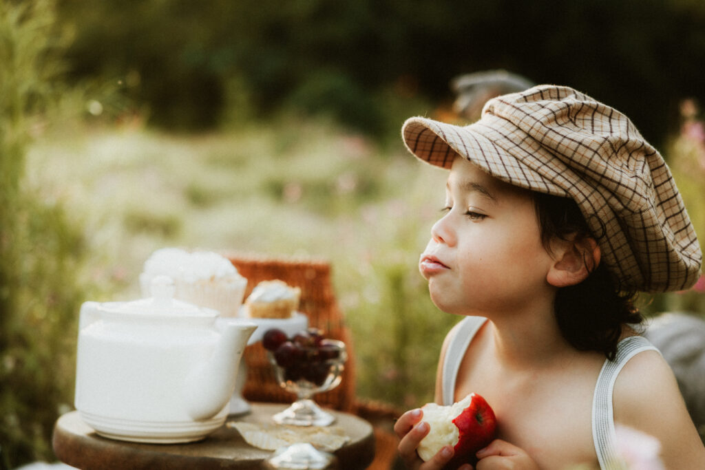 funny childhood portrait photo session